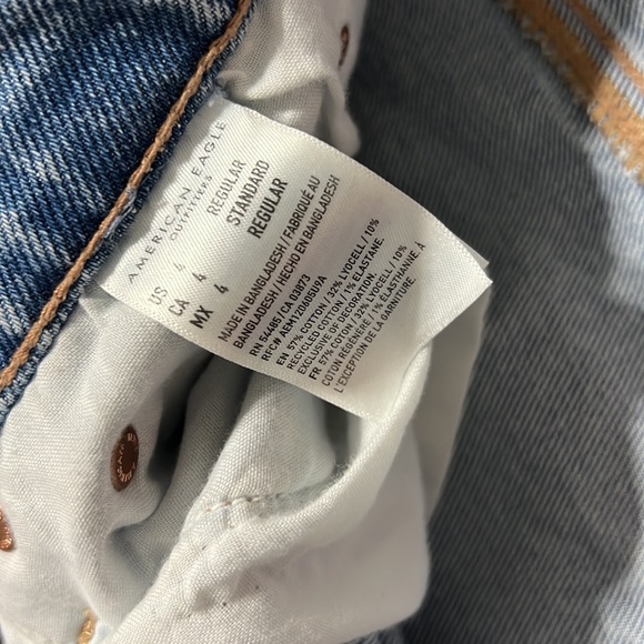 AMERICAN EAGLE JEANS - Picture 3 of 4